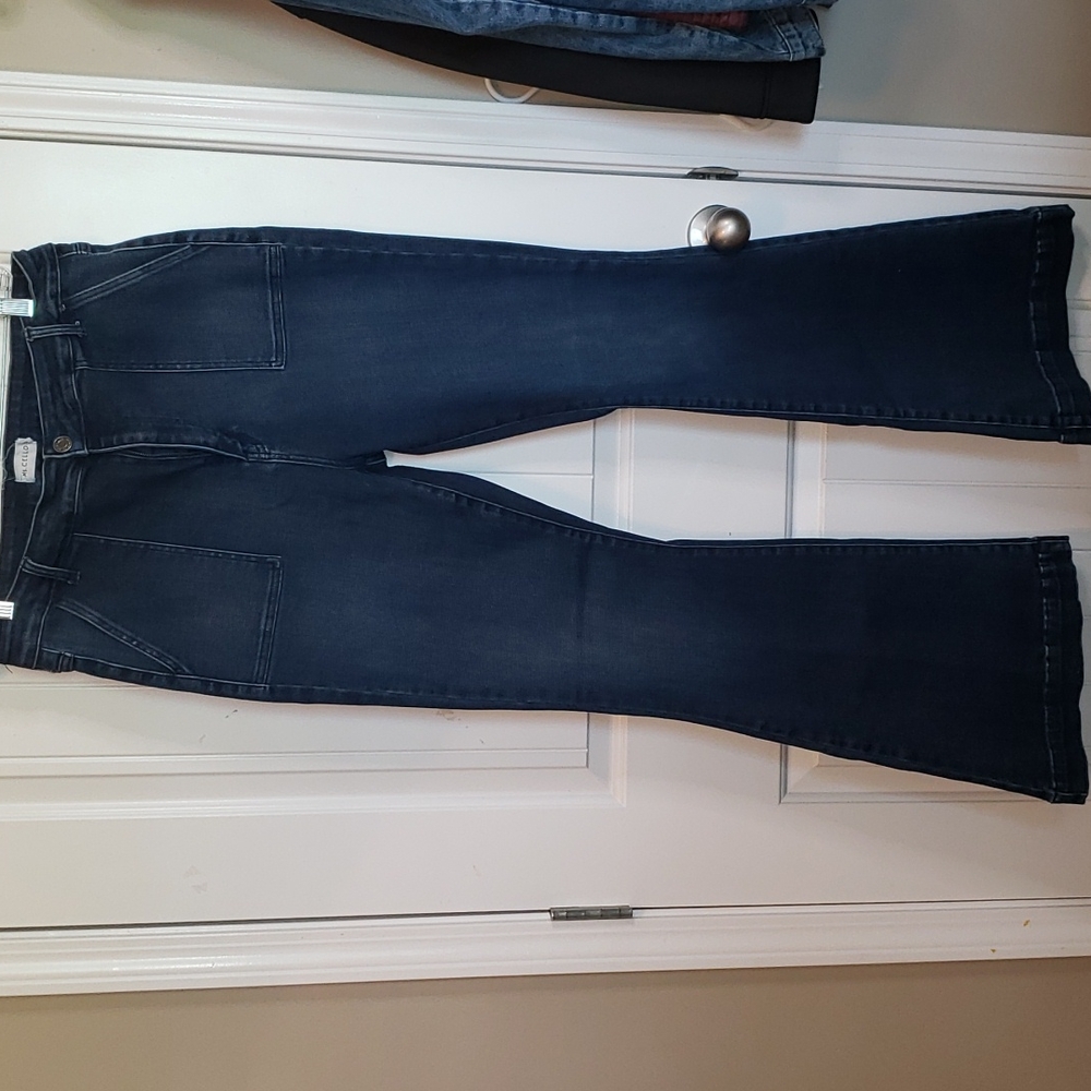 Ms. Cello stretchy flare blue jeans size 18 plus XL XXL. Stylish and comfortable